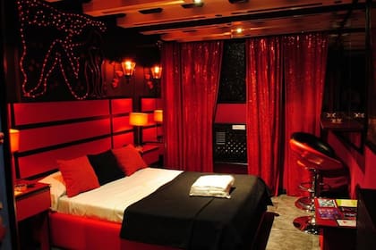 José Manuel Capelo, presidente de la Federación Argentina de Hoteles Alojamiento, pide que se les permita retomar la actividad al igual que en el resto de los hoteles porteños: "Es muy desigual"