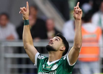 José Manuel López, delantero argentino de Palmeiras, es la gran sorpresa en la lista de Scaloni para la última fecha de las Eliminatorias al Mundial 2026