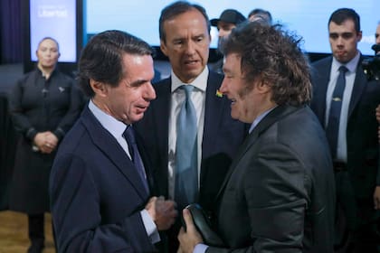 José María Aznar y Javier Milei en la cena de la Fundación Libertad