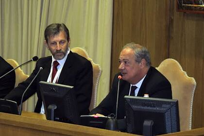 José María del Corral y Enrique Palmeyro, designados por el Papa.