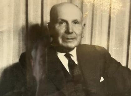 José Maria Garciarena Aguerre, tercera generación, abogado que luego se dedicó enteramente a administrar lo suyo y comprar campo en La Pampa y en San Luis