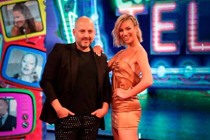 José María Muscari y Stefi Roitman, los conductores del nuevo programa de archivo de la Televisión Pública