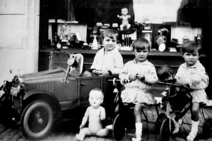 Los hermanos Martínez Suárez en Villa Cañás