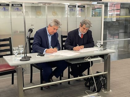 José Martins, coordinador general del CAA, y Fernando Landa, presidente de CERA