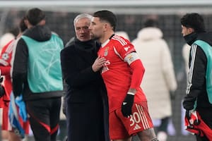 El sentido mensaje de Mourinho sobre el posible desembarco de Otamendi en River