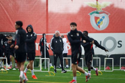 José Mourinho, en Benfica, antes del choque con Real Madrid