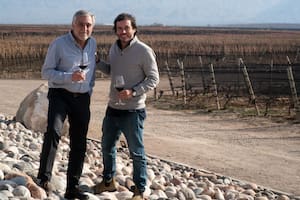 José "Pepe" y Sebastián Zuccardi. Segunda y tercera generación en la bodega que lleva su apellido.