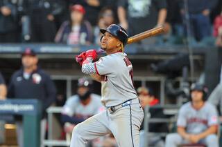 José Ramírez brilla y Guardianes vencen 9-3 a Medias Blancas para evitar eliminación