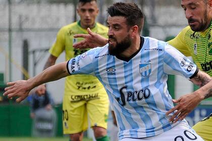 José San Román, de Atlético Tucumán