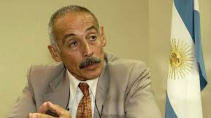 José Sbatella se alejó de su cargo