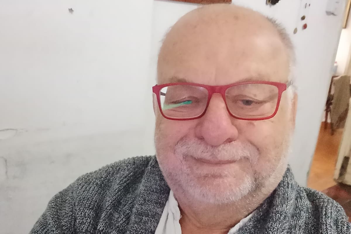 José Schulman intentó justificarse al decir que "lo desencajaron" las horas de espera del micro