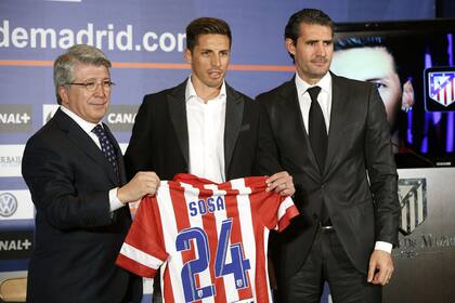 José Sosa con la número 24 del Atlético