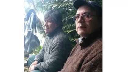 José Tonko y Oscar Aguilera en Puerto Edén, año 2009