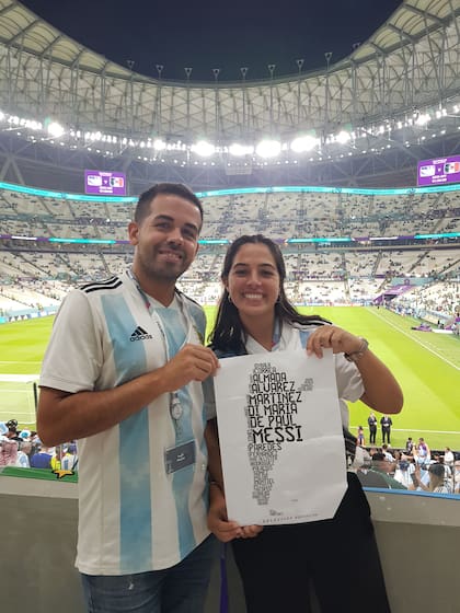 Josefina y Sebastián recorrieron el mundo con su emprendimiento de diseño de mapas, Tipeando Viajes