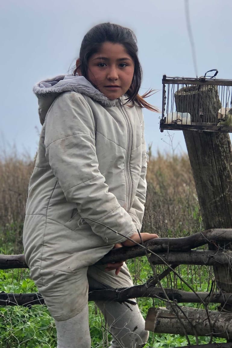 Joselin Cáceres ama pescar, darle de comer a los animales y estar en contacto con la naturaleza