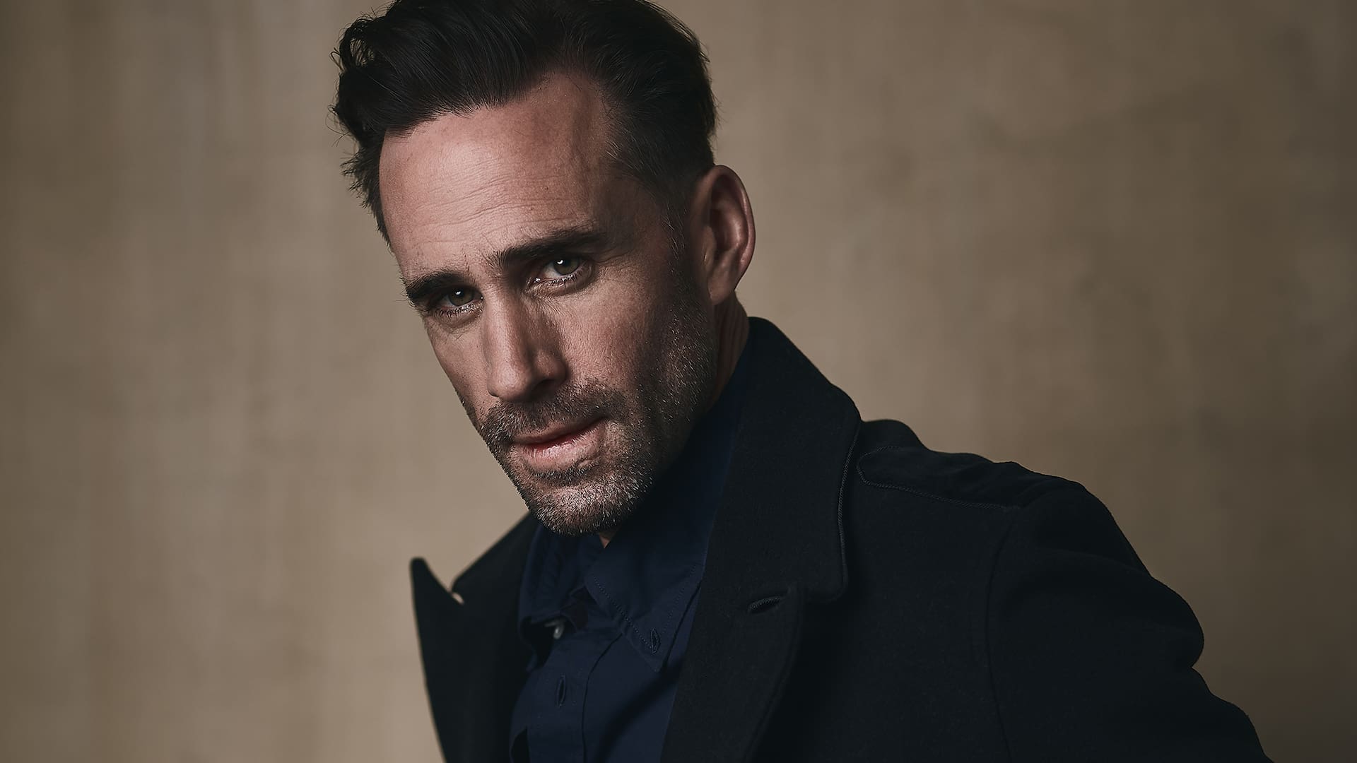 Joseph Fiennes: sus recuerdos de Buenos Aires, el trabajo en pandemia y por qué The Handmaid’s Tale “realmente desafía al patriarcado”