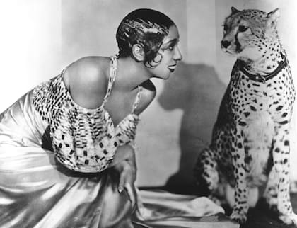 Josephine Baker, bailarina, cantante y actriz que fue espía francesa contra la Alemania nazi.
