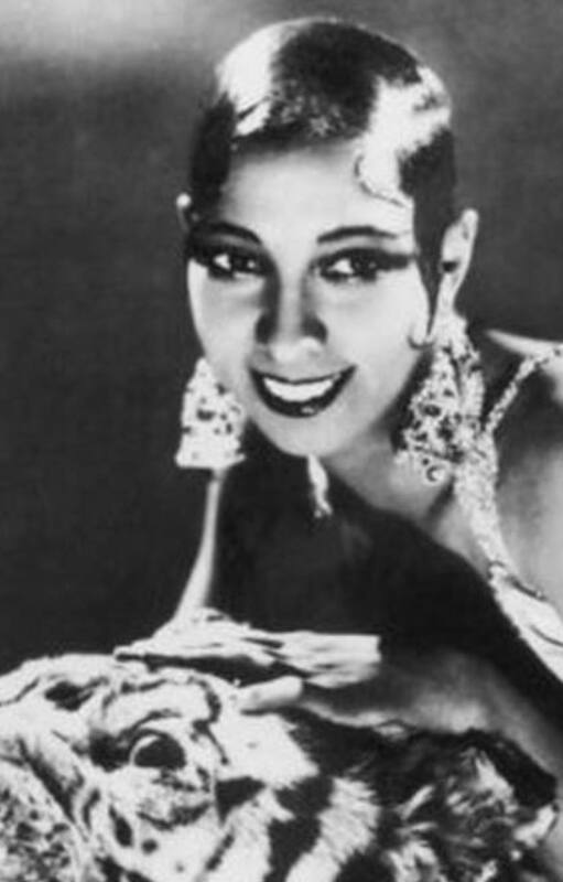 Josephine Baker cautivó al público francés con sus danzas exóticas y sensuales y años después fue honrada como heroína de guerra