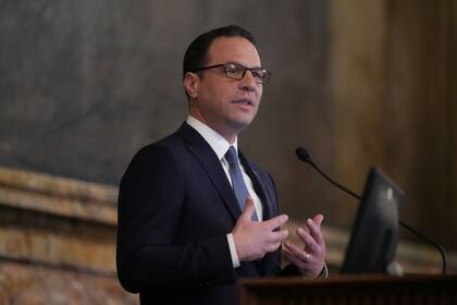 Josh Shapiro anunció un nuevo crédito fiscal para reducir impuestos en Pensilvania