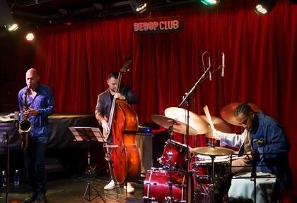 Joshua Redman y su trío, en Bebop