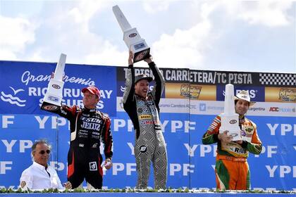 Josito Di Palma celebra con Ortelli y con Castellano