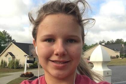 Joslyn Stinchcomb caminaba por su barrio en Atlanta cuando los dos animales se abalanzaron sobre ella, la mordieron y la dejaron malherida