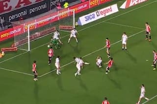 Fue la figura de la cancha ante Estudiantes con atajadas clave y le hizo un pedido especial a Messi