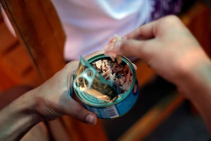 A la hora de cocinar la clave son los enlatados y la comida procesada