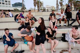 Jóvenes en Israel
