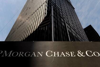 El banco más grande de Estados Unidos, JP Morgan Chase, desembolsará 290 millones para las víctimas de Jeffrey Epstein