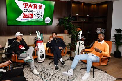 J.R. Smith durante la realización de un podcast en Los Angeles, hablando de su nueva pasión y del regreso a la universidad