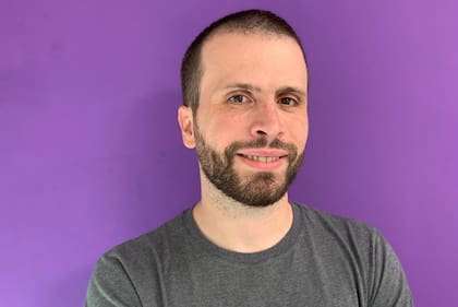 Juan Marenco: "TikTok es una red que cosecha fanáticos: vemos remeras, zapatillas, tortas de cumpleaños con su logo, algo que no pasa con otra red social”