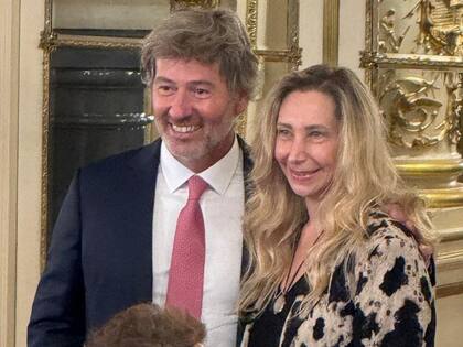 Juan Bautista Mahiques y Karina Milei