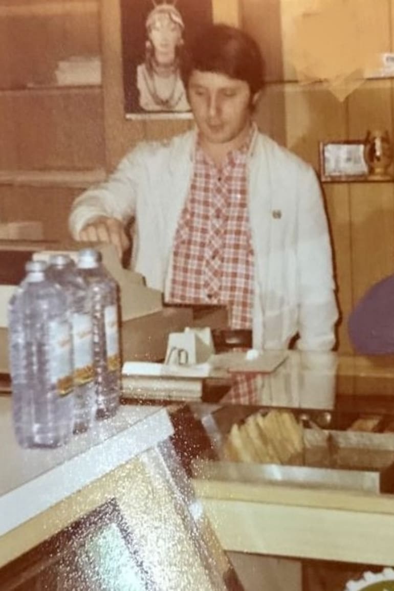 Juan Carlos en la pastelería