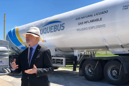 Juan Carlos López Mena, presidente de Buquebus, aseguró que el turismo "está muy mal" y que este verano sólo será un 20% del año pasado