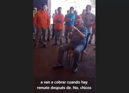 Juan Carlos Lorenzo, uno de los dueños de Linor SRL, en un video que se viralizó de mayo de 2025, cuando les dijo a sus empleados que si no querían trabajar más sin cobrar, no había problema, pero iban a percibir sus haberes "cuando esto se remate", en referencia a la posible quiebra