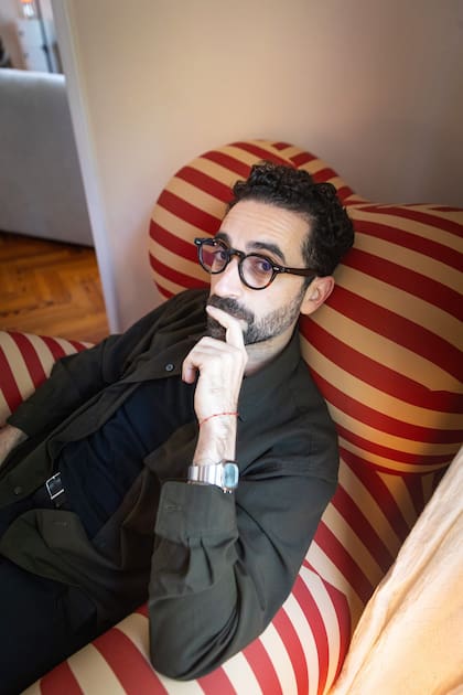 Juan Cavia dibuja desde los 10 años; a nivel profesional, comenzó trabajando con storyboards