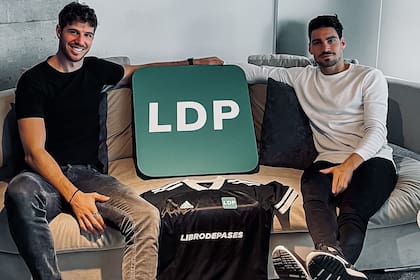 Juan Cruz Gotta y Nicolás Maccari, exfutbolistas y socios
