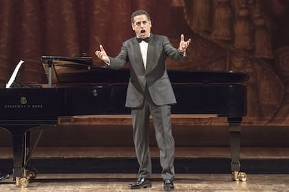 Juan Diego Flórez, el prestigioso tenor visitó el Colón en 2018; su recital ahora en streaming