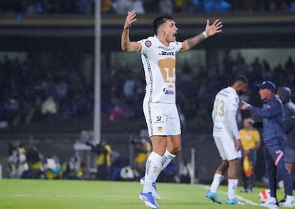 Juan Dinneno, uno de los jugadores clave de Pumas en la final de la Concachampions.