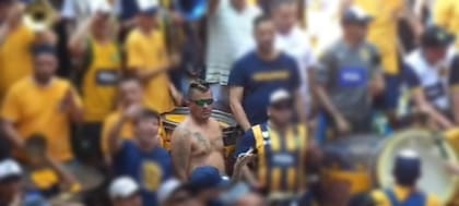 Juan Domingo "Cascarita" Ramírez, en el medio de la banda de Central