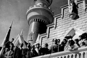 Juan Domingo Perón en el acto inaugural de la República de los Niños en 1951; aunque se lo suele asociar a Eva Perón, la primera dama nunca conoció el lugar debido a su enfermedad y repentina muerte en 1952