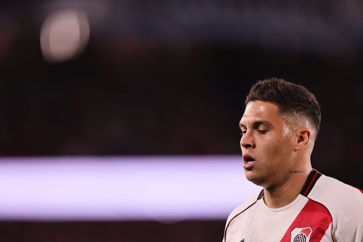 Juan Fernando Quintero fue preservado ante Gimnasia y solo jugó unos minutos; sería titular este sábado en River