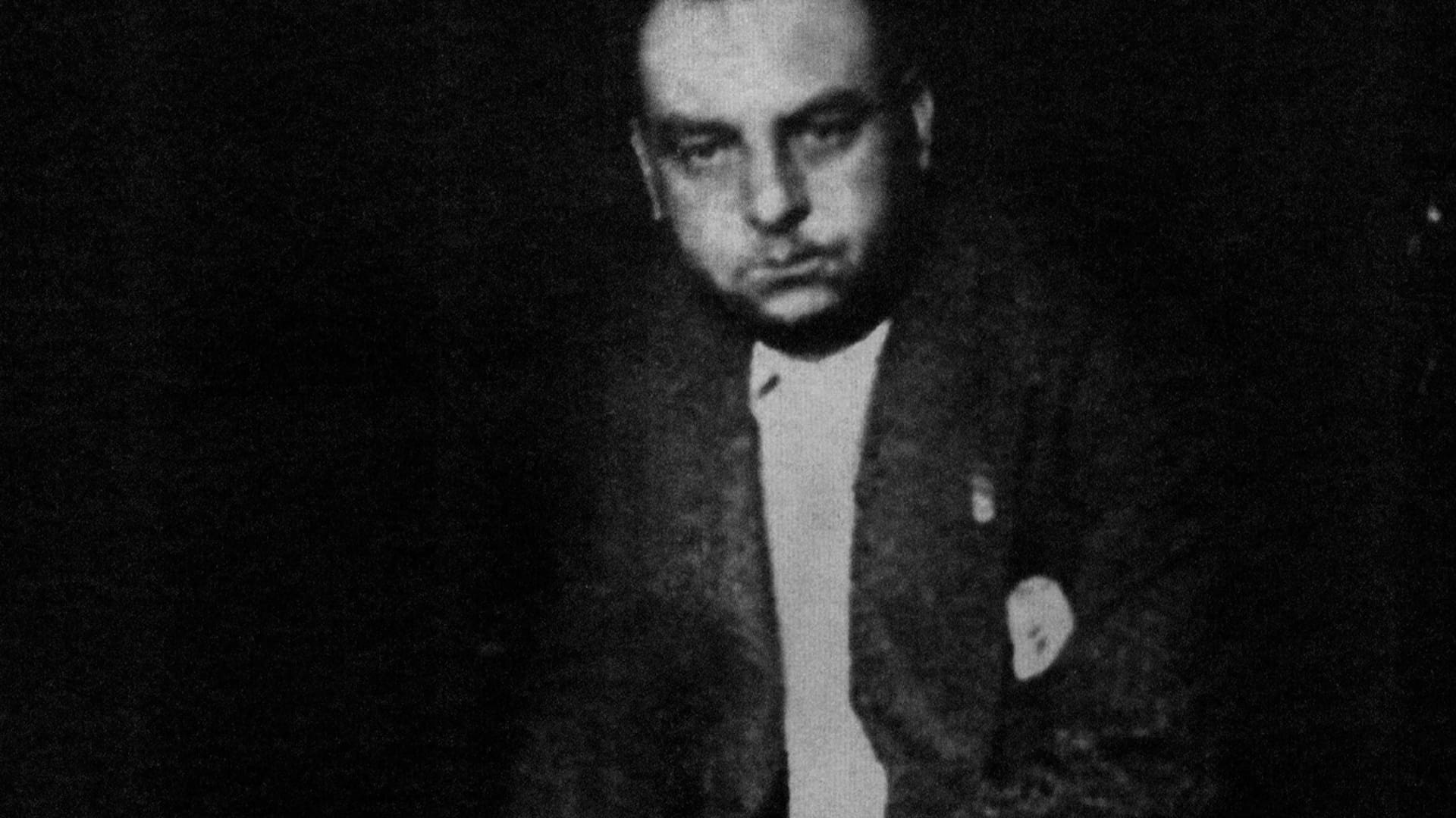 Juan Galiffi, alias Chicho Grande, detenido tras el asesinato de su enemigo Francisco Marrone, conocido como Chicho Chico, en 1933