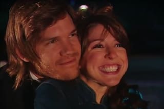 El divertido y romántico cruce de Juan Gil Navarro con una fan de Floricienta