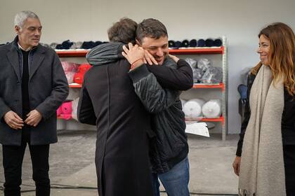 Juan Grabois y Axel Kicillof en campaña en Berisso