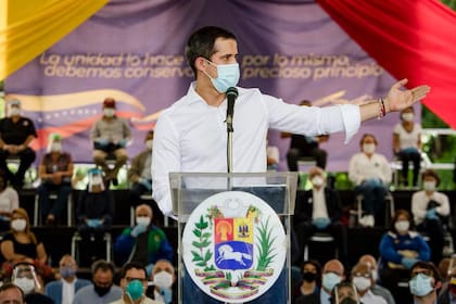 El mandatario interino de Venezuela, Juan Guaidó, agradeció a la Argentina por haber respaldado la resolución de la ONU que condena las violaciones a los derechos humanos que se cometieron en el régimen de Nicolás Maduro