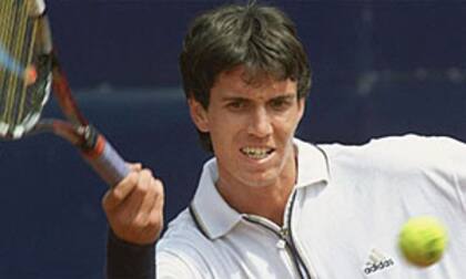 Un joven Juan Ignacio Chela, campeón del torneo de México en 2000