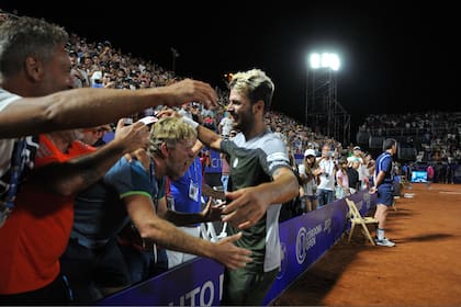 Juan Ignacio Londero celebra tras ganar la final del Córdoba Open