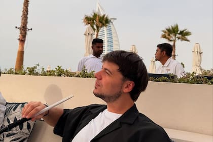 Juan Ignacio Veltri durante su viaje por Dubai